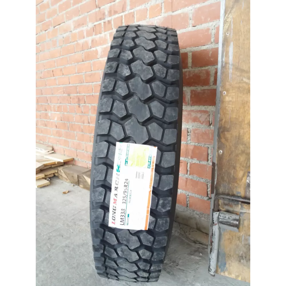 Грузовая шина 325/95 R24 Long March LM-338 22PR в Апатитах